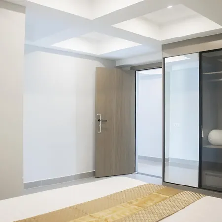 Parc21 Luxury Boutique Hotel Phnom Penh Exterior photo